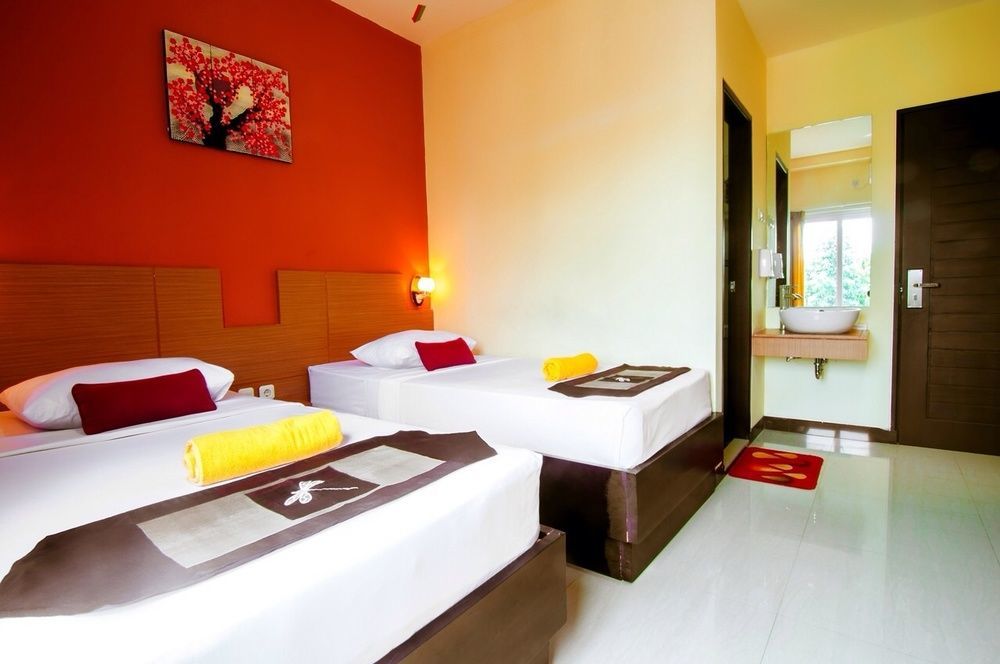 City Hotel Mataram Exterior photo